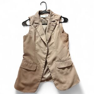 Forever 21 Beige Sleeveless Vest